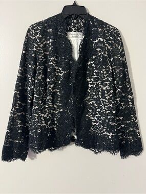 Catherine Regehr Black Lace 100% Silk Blazer
(No size label-see measurements)
